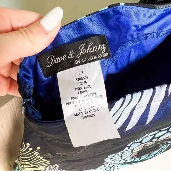 Dave & Johnny By Laura Ryner Silk Cut Out Gown Size 7/8 - Picture 10 of 10